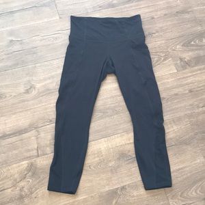 Athleta Mesh Capri Hidden Pocket Legging BLACK SP